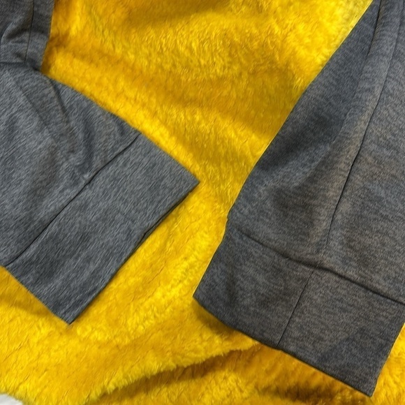 Layer Thermal 8 sweat wicking light cold weather heather grey and blk joggers - Picture 10 of 11